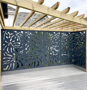 Aluminium Screen 14 Monstera