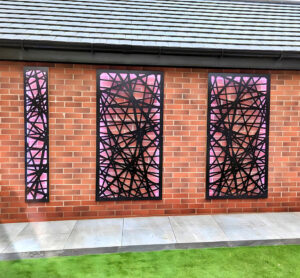 Aluminium Screen 15 Tangled