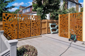 Corten Steel 03 Monstera